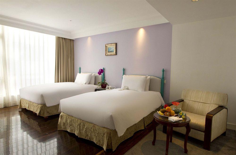 Lees Boutique Hotel Kaohsiung Exterior photo
