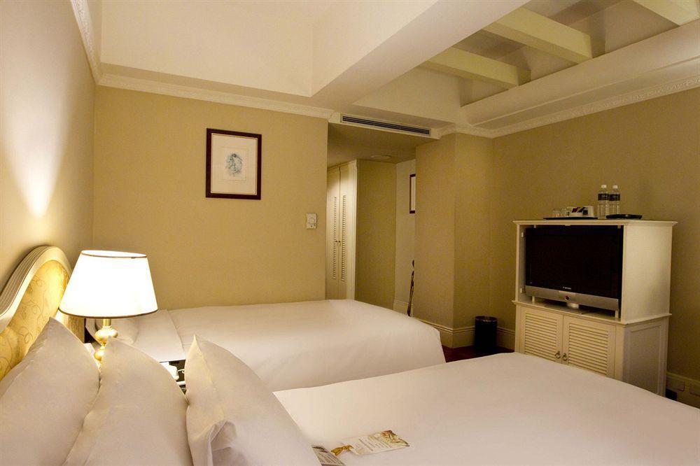 Lees Boutique Hotel Kaohsiung Exterior photo