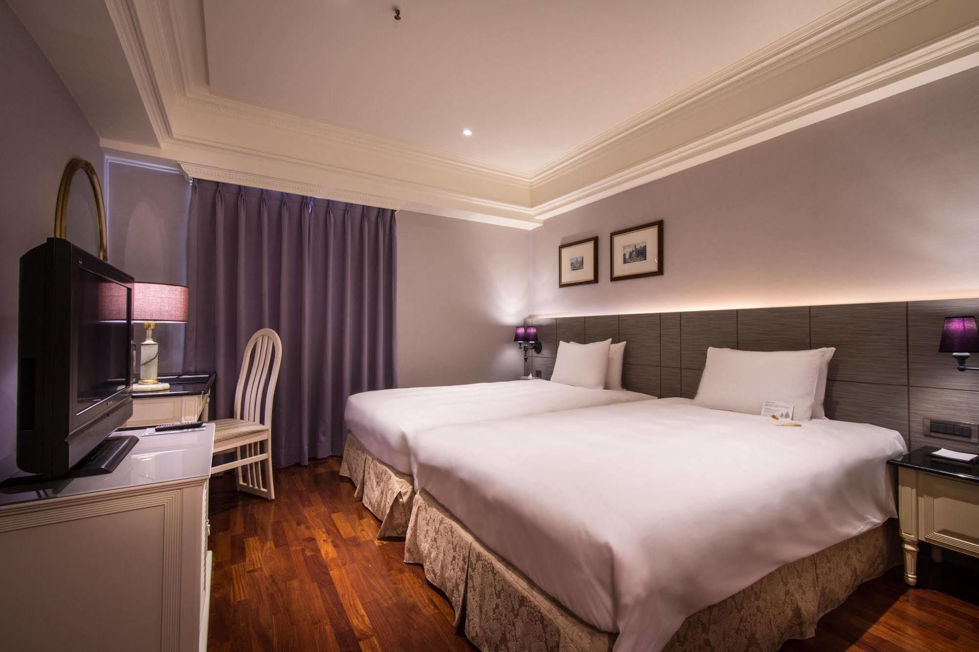 Lees Boutique Hotel Kaohsiung Exterior photo