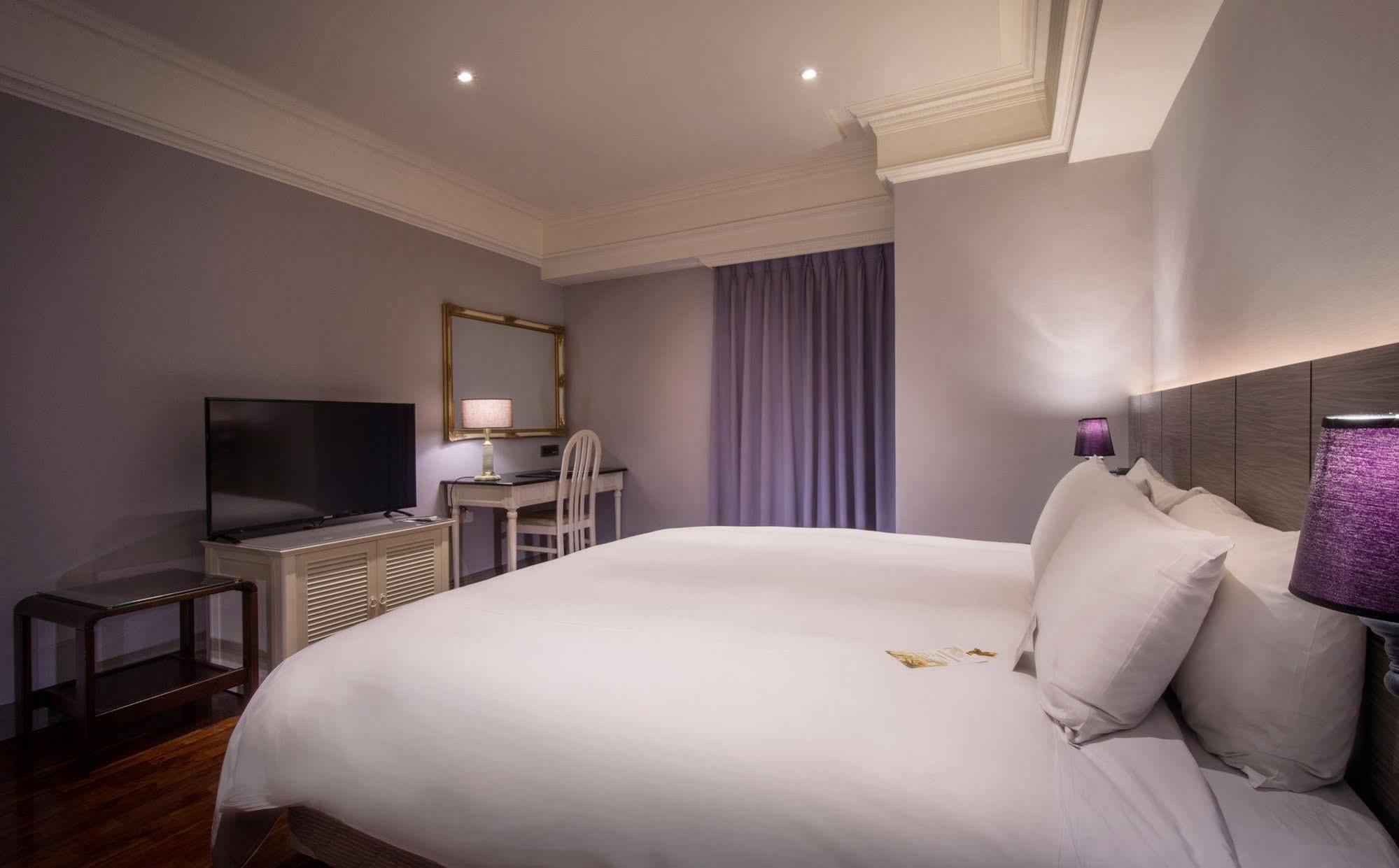 Lees Boutique Hotel Kaohsiung Exterior photo